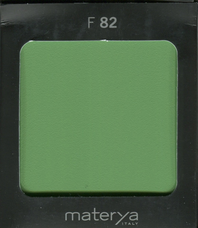 F82