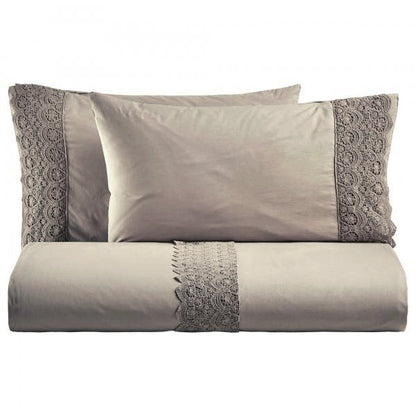 BiancoPerla PARURE COPRIPIUMINO in cotone Stone Washed con balza in macramè art. CANASTRA