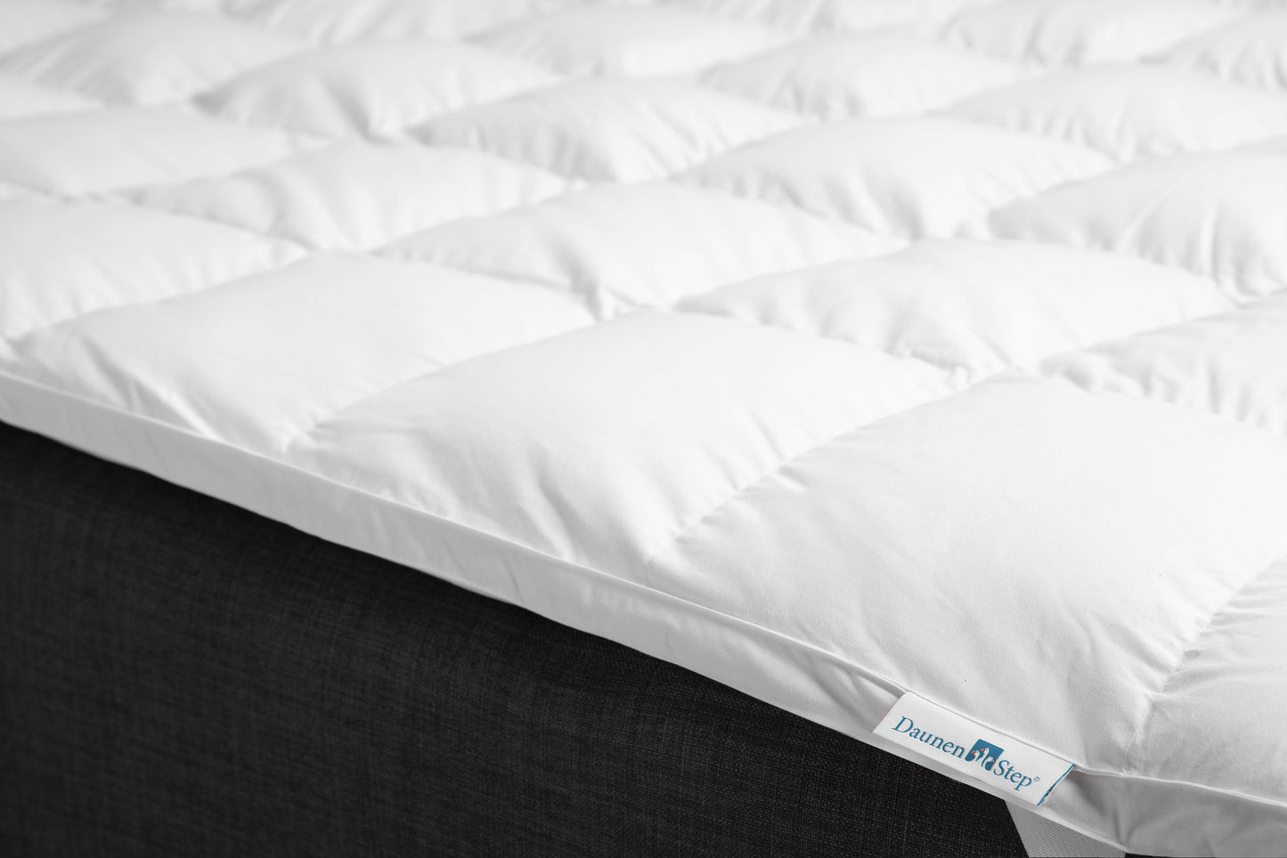 sofficepiuma topper 1 coprimaterasso daunenstep scaled